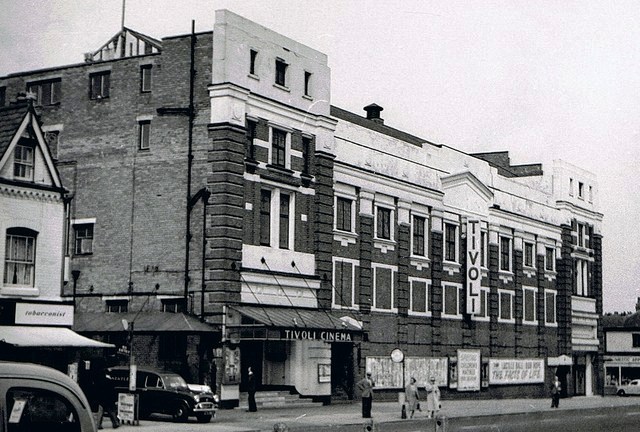 The Tivoli Cinema on Coventry Road opposite the Swan Yardley. It opened on 17th October 1927 with Rudolph Valentino & Gloria Swanson in “Beyond the Rocks”. The exterior of the building was designed by architect Archibald Hurley Robinson while the remainder of the building was by architectural firm Satchwell & Roberts. Seating was provided in stalls and circle levels, and the auditorium ran parallel to Coventry Road. The Tivoli Cinema was closed on 1st July 1961 with Bob Hope in “The Facts of Life”.